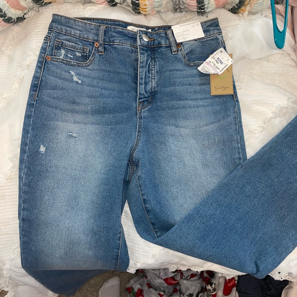 Jeans bought from Ross NWT just didn’t fit me!!